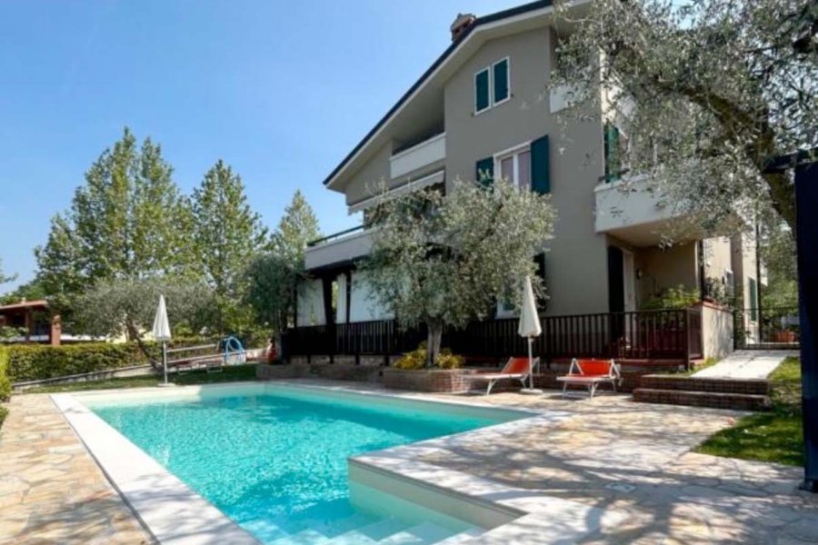 Appartamenti Villa Robinia