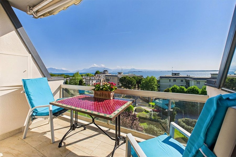 Exklusive Wohnung mit Seeblick in Toplage