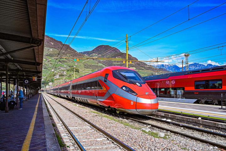 Neue Direktverbindung der Bahn von München nach Mailand und Rom